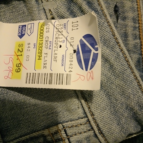 Jeans - Picture 3 of 4